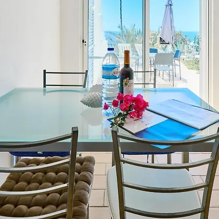 Centeanes Апартаменты *