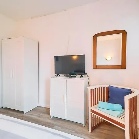 Apartment Centeanes *